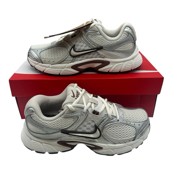 Nike Shoes - Nike V5 RNR Running Shoes Womens Sz 8 Sail/Lt Orewood Brown Sneakers HQ7901-102